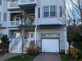 26 S Coolidge Ave, Margate City, NJ 08402