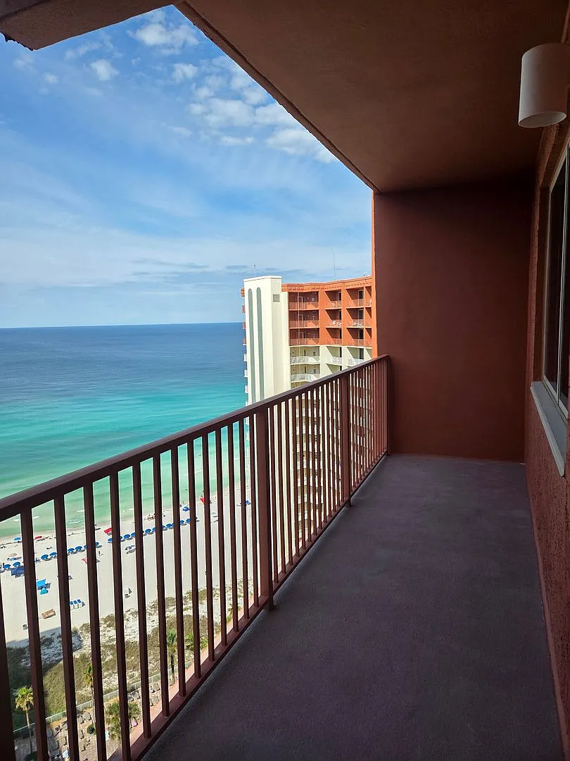 Gulf-Front Penthouse Living at The Shores of Panama 1 Bed, 2 Bath Fully Furnished Condo! — Photo 2