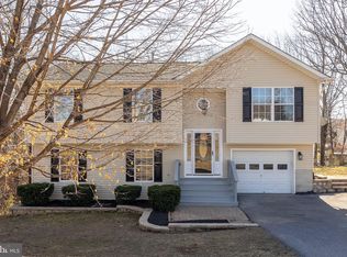 118 Charlton Rd, Winchester, VA 22602