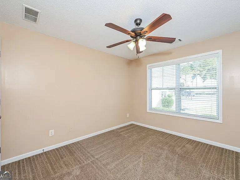 3733 Plymouth Rock Dr — Photo 14