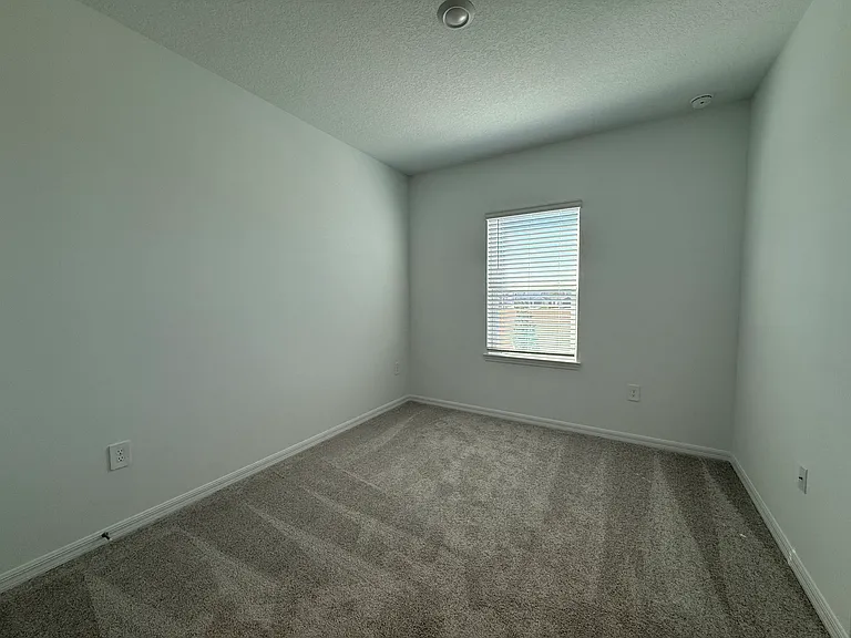 999 Ladyfish Trail St — Photo 23