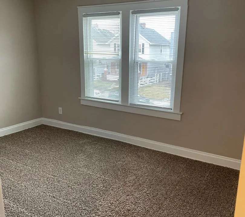 1146 S Champion Ave #1146