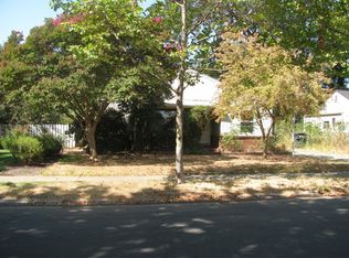 4560 71st St, Sacramento, CA 95820