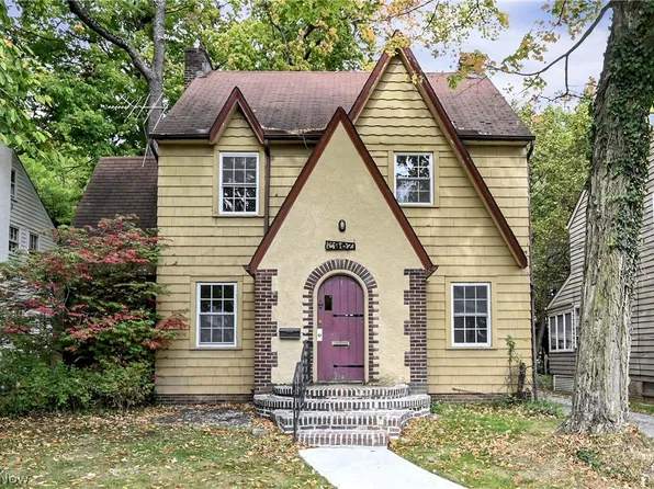 3967 Bluestone Rd, Cleveland Heights, OH 44121