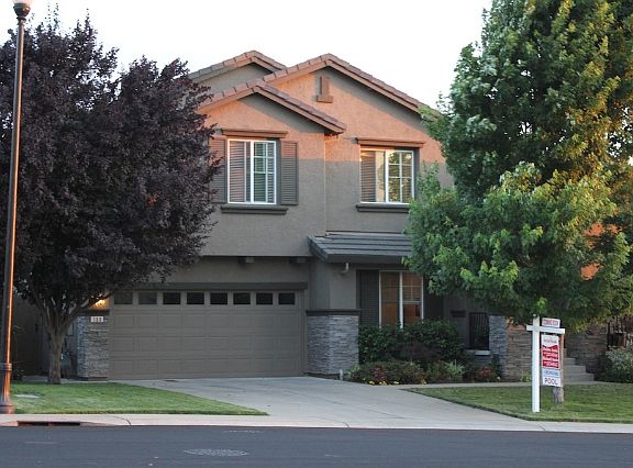2nd image of 100 Tilbury Ct