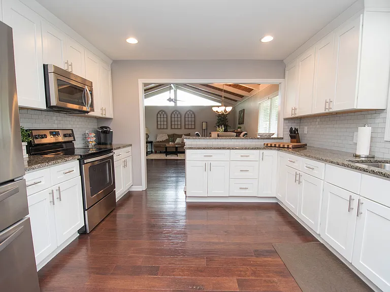 209 Waterwood Bnd — Photo 12