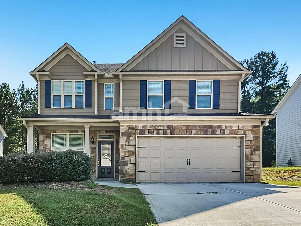 101 Greatwood Ln