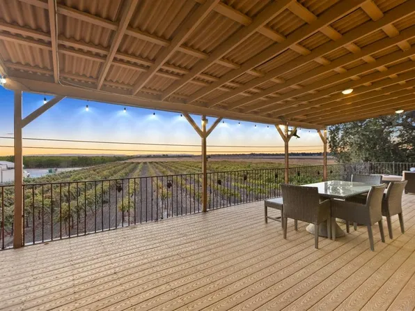 32852 S River Rd, Clarksburg, CA 95612