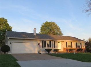 806 Hickory St, Geneseo, IL 61254