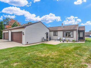 2720 Heritage Dr, Champaign, IL 61822
