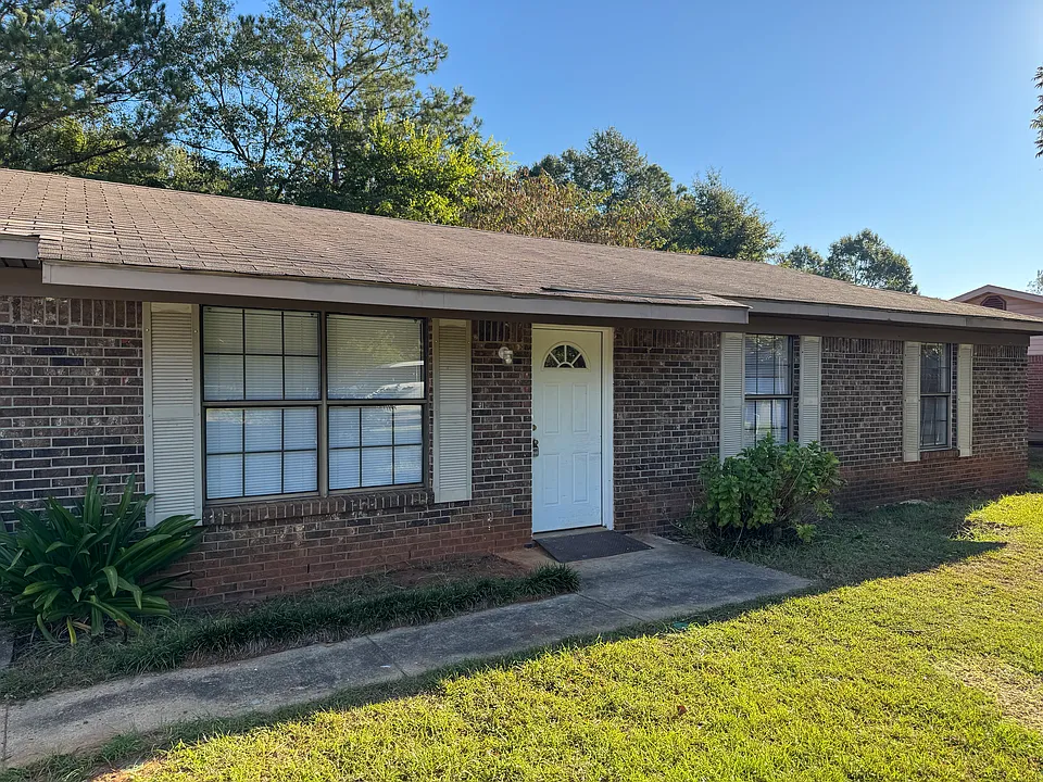 554 Canterbury Farm Rd