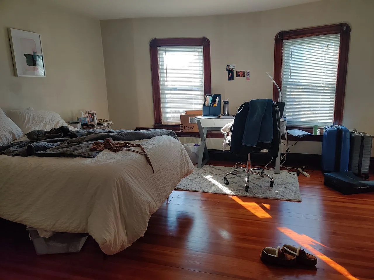 3 bed, $4,200 — Photo 3