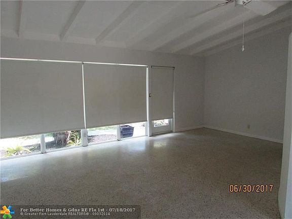 5th image of 1731 NE 8th Ave