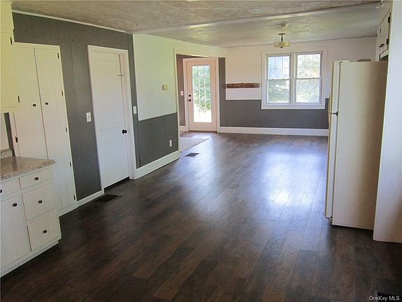 4th image of 5 Bookstaver Ln