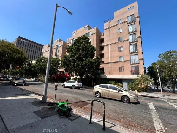 625 S Berendo St #601, Los Angeles, CA 90005