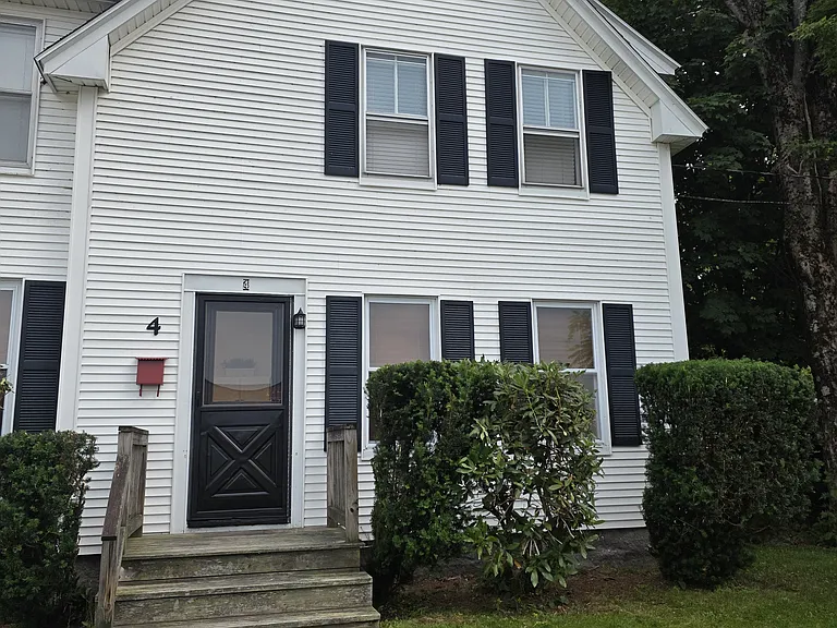 10 Conant Way #4 — Photo 8
