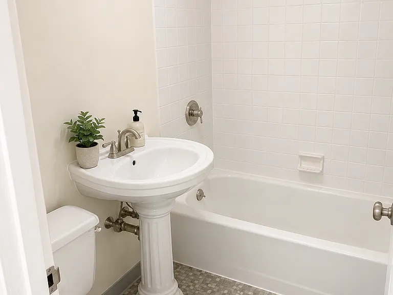 871 Massachusetts Ave — Photo 3