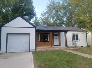 1734 Main St, Osawatomie, KS 66064