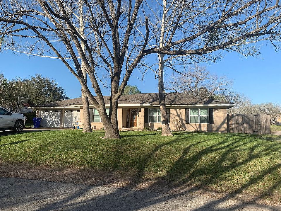 1st image of 101 College Dr