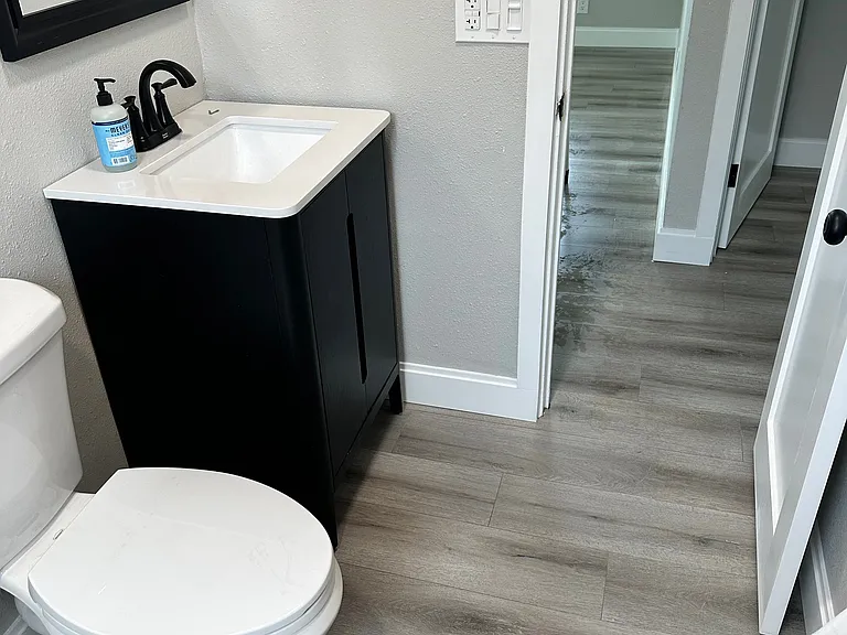 1061 Kelly Pl — Photo 16