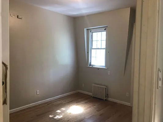 Rented by Metro Prop NY Corp | media 8