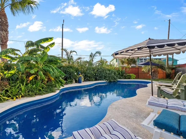 16700 Captain Bligh Road, Jamaica Beach, TX 77554