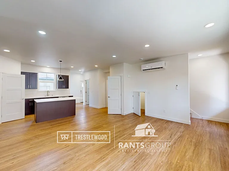 121 Veranda Ln SE — Photo 3