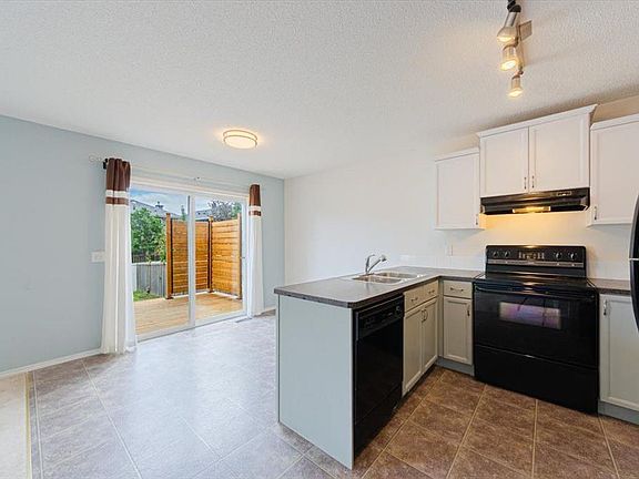 4th image of 274 W Bridleridge Way SW