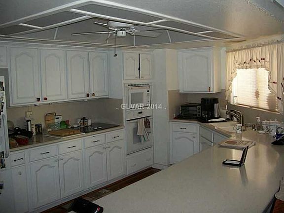 4th image of 8604 Soneto Ln