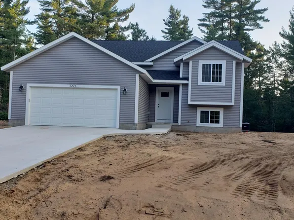 1275 Sydney St, Whitehall, MI 49461