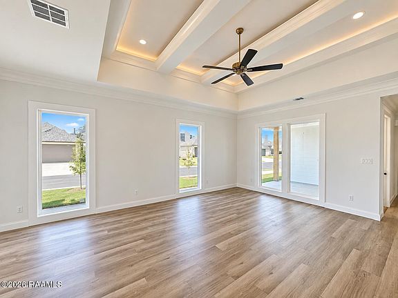 4th image of 112 Fig St