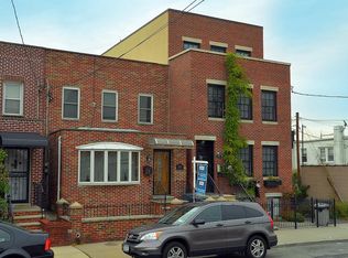 1921 23rd Dr, Astoria, NY 11105