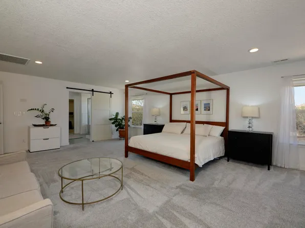 1807 Avenida Comunidad SE, Rio Rancho, NM 87124