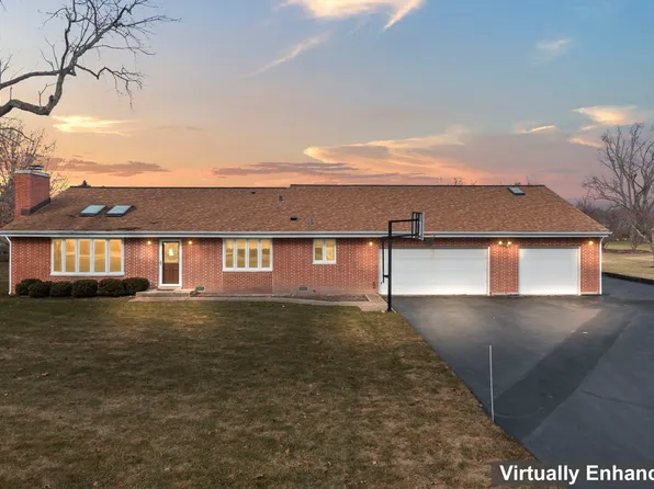 1070 Guerin Rd, Libertyville, IL 60048