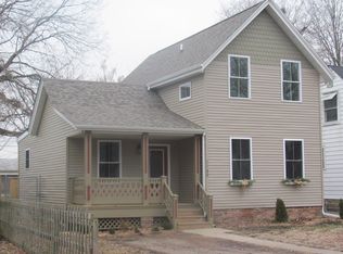 1149 N 7th St, Springfield, IL 62702