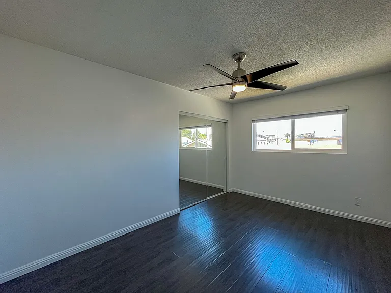 1335 Stanley Ave — Photo 16