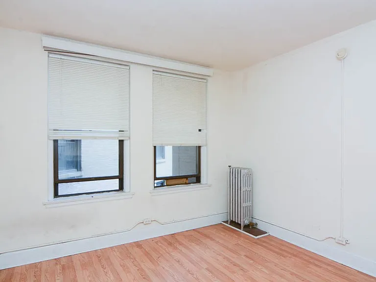 3335 W Diversey Ave #802 — Photo 11