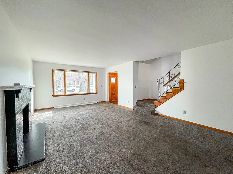 AIY Canton Townhomes — Photo 11