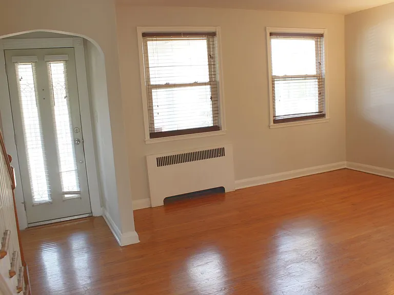 3515 Parklawn Ave — Photo 5