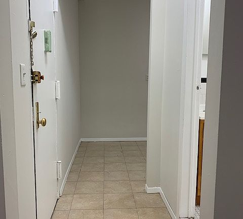 4th image of 183 Sullivan St APT B1