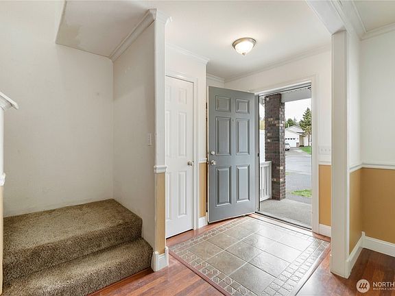 3rd image of 20806 115th Avenue Ct E