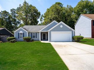 3383 Lochness Ln, Powder Springs, GA 30127