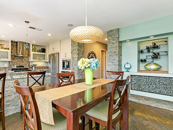 4th image of 1649 Magnolia Cir