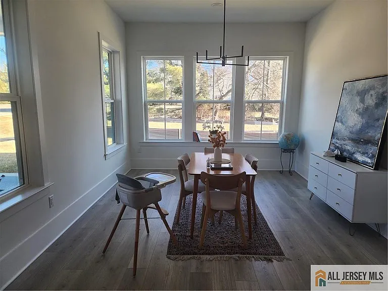 1 Mount Dr — Photo 5