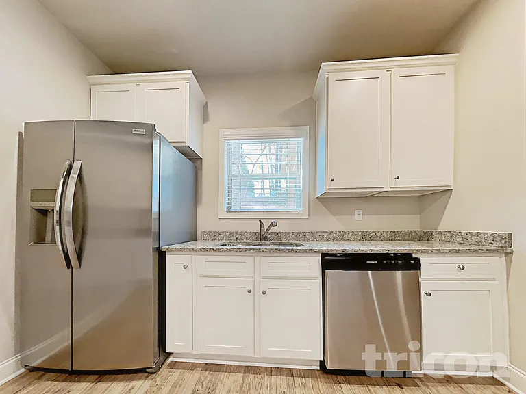 817 Crescent Way — Photo 20