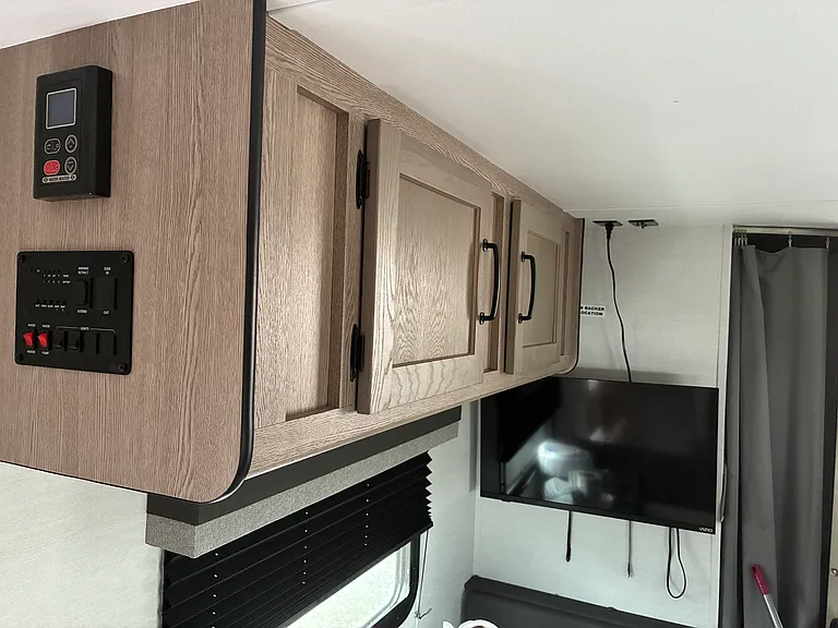 310 W Wilson Ave #81 — Photo 6