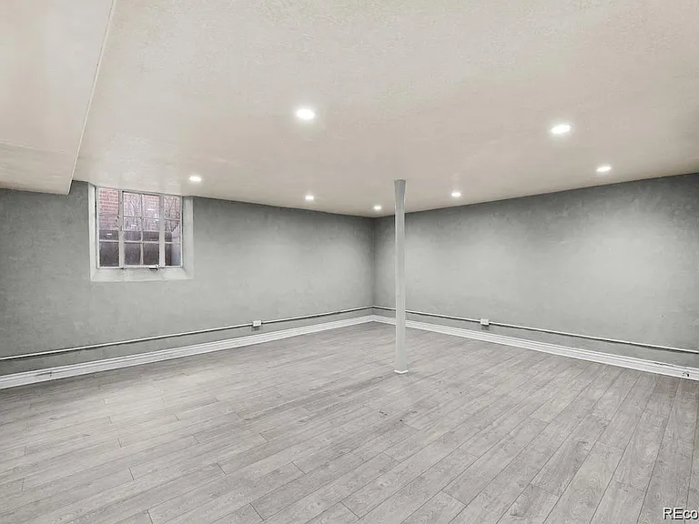 3085 Clermont St — Photo 22