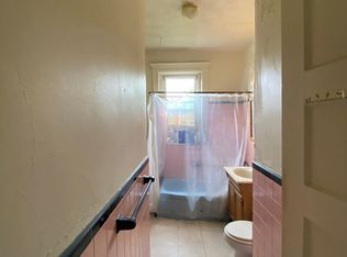 1788 Beacon St APT 3E, Brookline, MA 02445