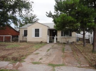 202 N Avenue B, Kermit, TX 79745