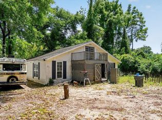 22 J R Milton Rd, Crawfordville, FL 32327